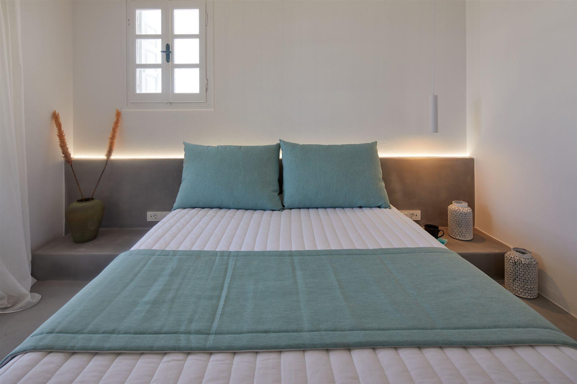 Symmetry Suites Akrotiri  Luaran gambar