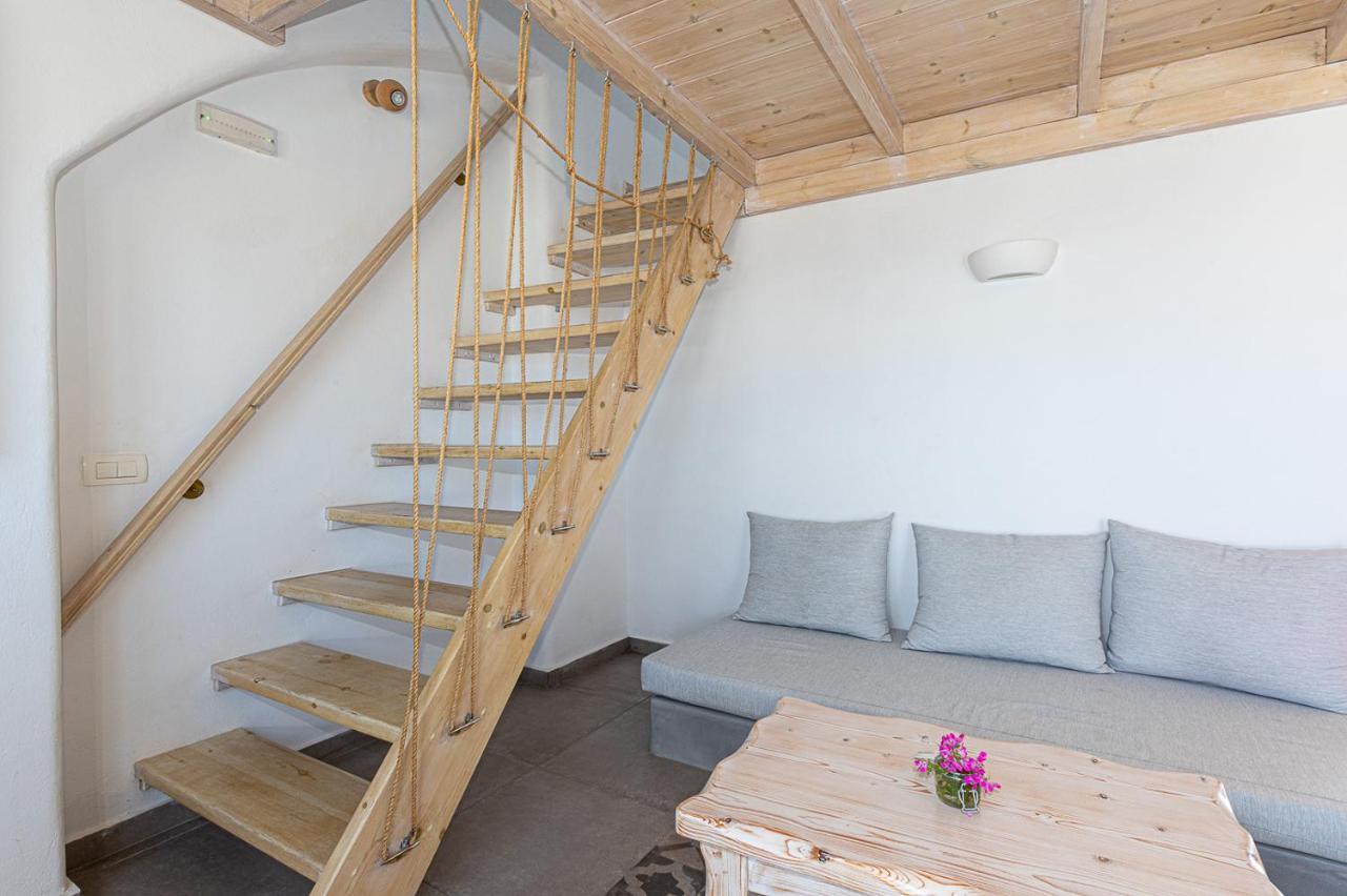 Symmetry Suites Akrotiri  Luaran gambar