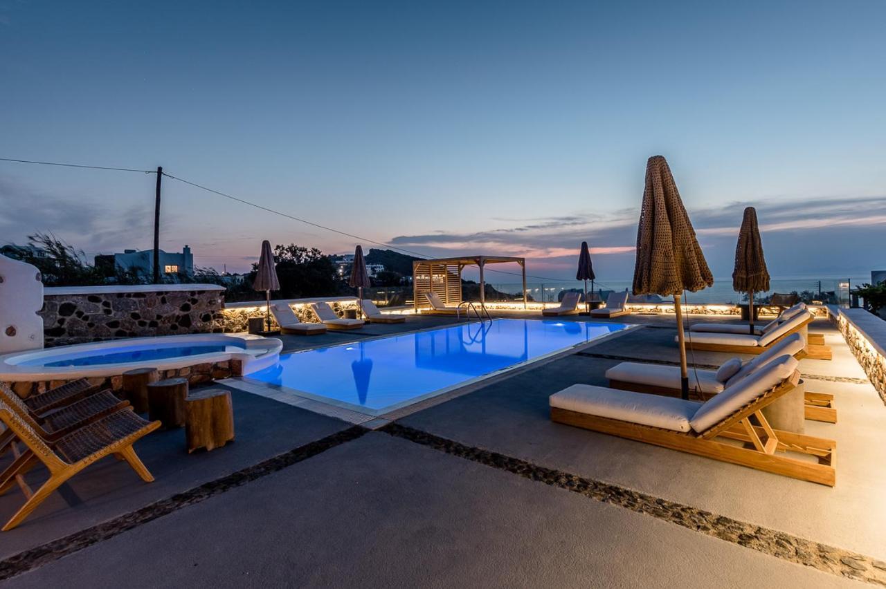 Symmetry Suites Akrotiri  Luaran gambar