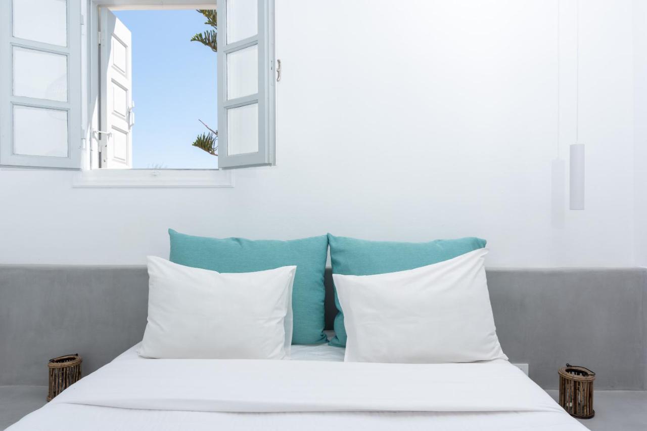 Symmetry Suites Akrotiri  Luaran gambar